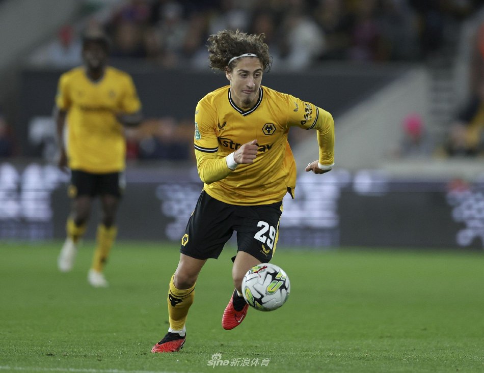 以及背后的 以及背后的